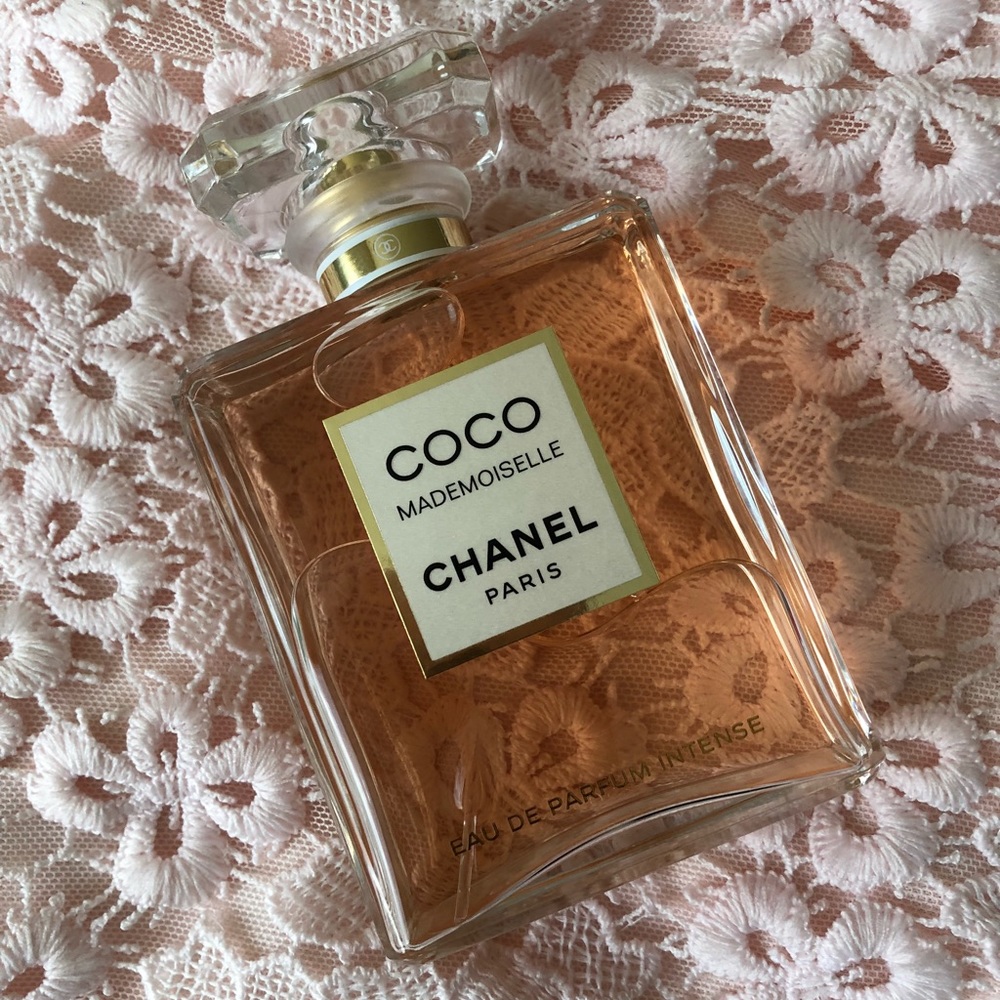 COCO Mademoiselle CHANEL
